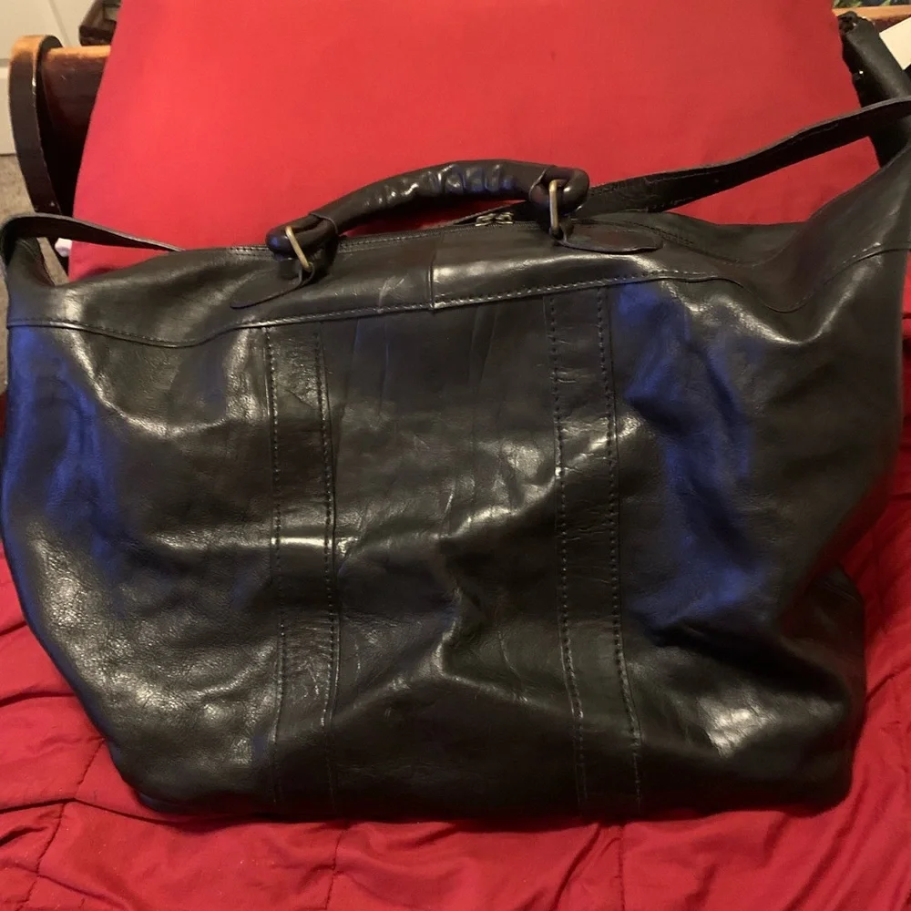 Large black leather men’s weekender satchel/duffel bag - Picture 2 of 4